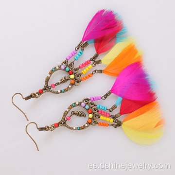 Pequeñas gotas multicolores plumas chicas pendientes pendientes de la aleación